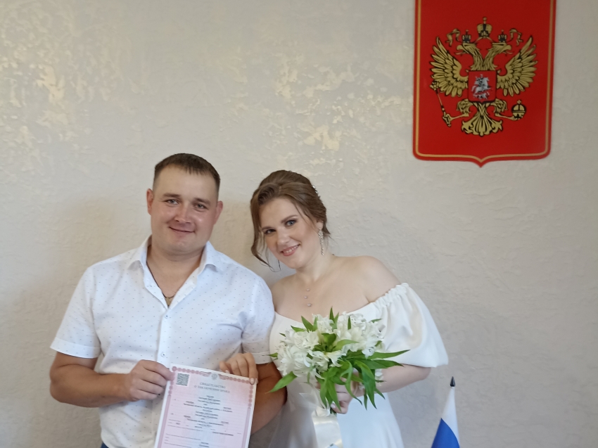 В трех районах Забайкалья зарегистрированы юбилейные браки